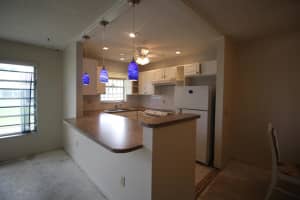 300 Country Ln, Boynton Beach, FL 33435, Sold 10/07/19