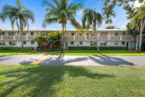 30 SE 13th St APT A4, Boca Raton, FL 33432, Sold 11/25/19
