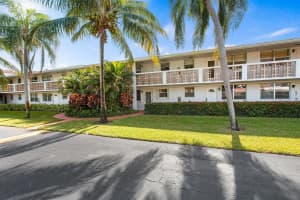 30 SE 13th St APT A4, Boca Raton, FL 33432, Sold 11/25/19