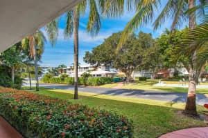 30 SE 13th St APT A4, Boca Raton, FL 33432, Sold 11/25/19