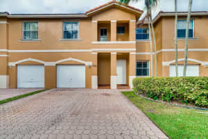 13481 NW 8th St, Pembroke Pines, FL 33028, Sold 05/20/19