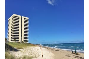5540 N Ocean Dr, Riviera Beach, FL 33404, Sold 04/12/19