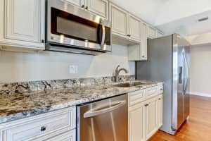 5540 N Ocean Dr, Riviera Beach, FL 33404, Sold 04/12/19