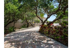 11780 Seaview Dr, Vero Beach, FL 32963, Sold 03/27/19