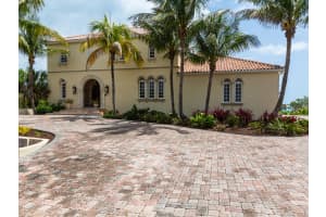 11780 Seaview Dr, Vero Beach, FL 32963, Sold 03/27/19