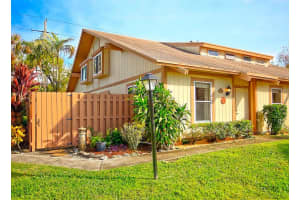 343 Maplecrest Cir, Jupiter, FL 33458, Sold 06/19/19