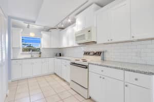 8388 SE Croft Cir, Hobe Sound, FL 33455, Sold 03/01/19