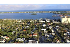 205 Wenonah Pl, West Palm Beach, FL 33405, Sold 03/06/19