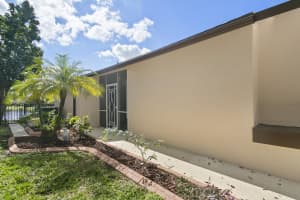 5080 Foxhall Dr N, West Palm Beach, FL 33417, Sold 06/07/19