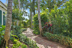 732 Village Rd, North Palm Beach, FL 33408, Sold 05/20/19