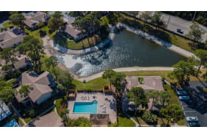 2811 Stoneway Ln APT C, Fort Pierce, FL 34982, Sold 04/12/19