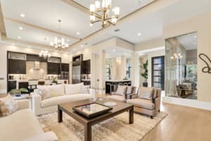 10069 SE Sandpine Ln, Hobe Sound, FL 33455, Sold 03/28/19