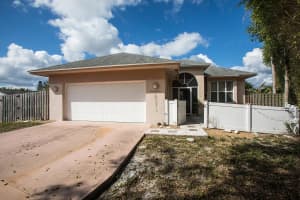 1090 Choctaw St, Jupiter, FL 33458, Sold 05/09/19