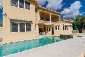 828 Forsyth St, Boca Raton, FL 33487, Sold 09/10/19