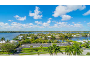 2295 S Ocean Blvd, Palm Beach, FL 33480, Sold 10/23/20