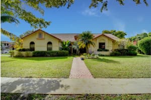 2574 NW 29th Dr, Boca Raton, FL 33434, Sold 08/14/19