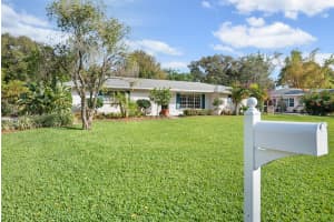 3040 10th Pkwy, Vero Beach, FL 32960, Sold 04/01/19