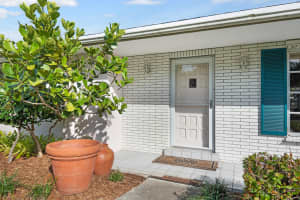 3040 10th Pkwy, Vero Beach, FL 32960, Sold 04/01/19