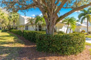 2425 SW Foxpoint Trail, Palm City, FL 34990, Sold 05/23/19