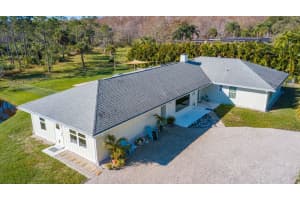 8418 SE Sharon St, Hobe Sound, FL 33455, Sold 04/30/19