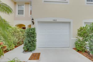 1163 Pinewood Lake Ct, Greenacres, FL 33415, Sold 04/17/19