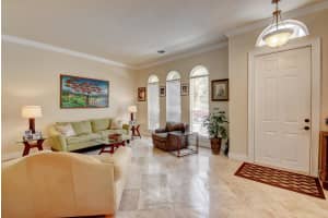 43 Via Poinciana St, Boca Raton, FL 33487, Sold 05/01/19
