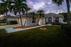 7571 SE Bay Cedar Cir, Hobe Sound, FL 33455, Sold 07/19/19
