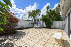 1734 Royal Forest Ct, West Palm Beach, FL 33406, Sold 04/09/19