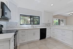 768 St Albans Dr, Boca Raton, FL 33486, Sold 08/01/19