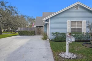 397 Park Forest Way, Wellington, FL 33414, Sold 04/29/19