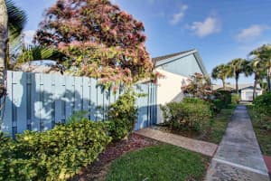 1602 Timberlane Cir, Greenacres, FL 33463, Sold 03/28/19