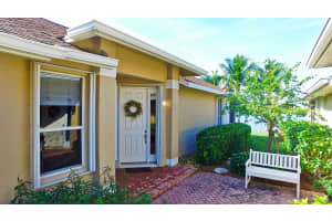 3253 Lakeshore Dr, Fort Pierce, FL 34949, Sold 03/27/19