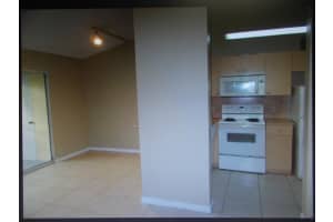 1086 The Pointe Dr, West Palm Beach, FL 33409, Sold 04/08/19