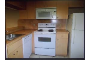 1086 The Pointe Dr, West Palm Beach, FL 33409, Sold 04/08/19