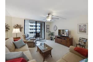 145 S Ocean Ave, Palm Beach Shores, FL 33404, Sold 11/30/20