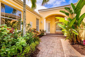 MLS# R10506761, Vero Beach, Florida 32963