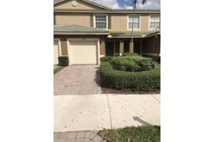 3007 SE Lexington Lakes Dr, Stuart, FL 34994, Sold 06/14/19
