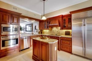 MLS# R10506833, Vero Beach, Florida 32963