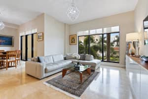 200 E Palmetto Park Rd, Boca Raton, FL 33432, Sold 08/16/19