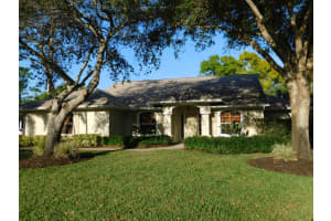 300 40th Ct SW, Vero Beach, FL 32968, Sold 05/24/19