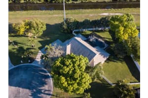 300 40th Ct SW, Vero Beach, FL 32968, Sold 05/24/19