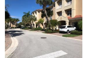 4902 Vine Cliff Way E, Palm Beach Gardens, FL 33418, Sold 09/19/19
