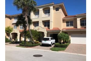 4902 Vine Cliff Way E, Palm Beach Gardens, FL 33418, Sold 09/19/19