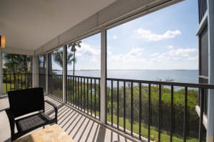 20 NE Plantation Rd, Stuart, FL 34996, Sold 05/08/19