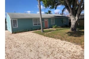 8768 SE Linda Dr, Hobe Sound, FL 33455, Sold 08/10/19