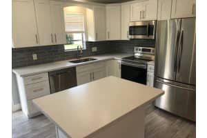 8768 SE Linda Dr, Hobe Sound, FL 33455, Sold 08/10/19