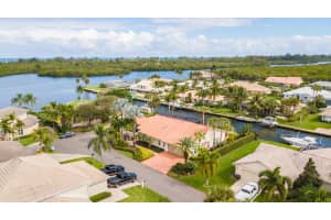 9086 SE Harbor Island Way, Hobe Sound, FL 33455, Sold 08/30/19
