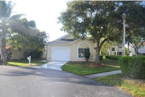 1237 Sussex St, Boynton Beach, FL 33436, Sold 05/29/19