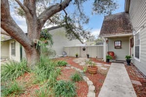 388 Park Forest Way, Wellington, FL 33414, Sold 04/19/19
