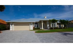 8055 SE Windjammer Way, Hobe Sound, FL 33455, Sold 04/17/19